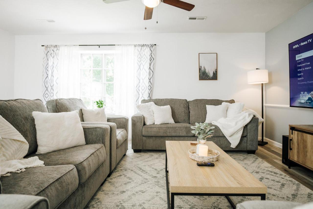 Tranquil Luxury: Modern Comfort! Lynchburg Kültér fotó